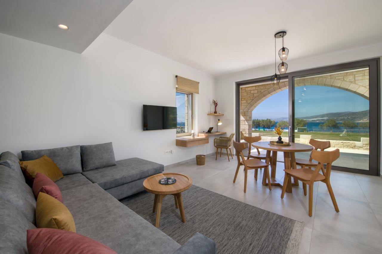 Christos Place-paleochora Holiday home